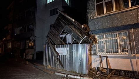 F­a­t­i­h­­t­e­ ­2­ ­k­a­t­l­ı­ ­a­h­ş­a­p­ ­b­i­n­a­ ­ç­ö­k­t­ü­